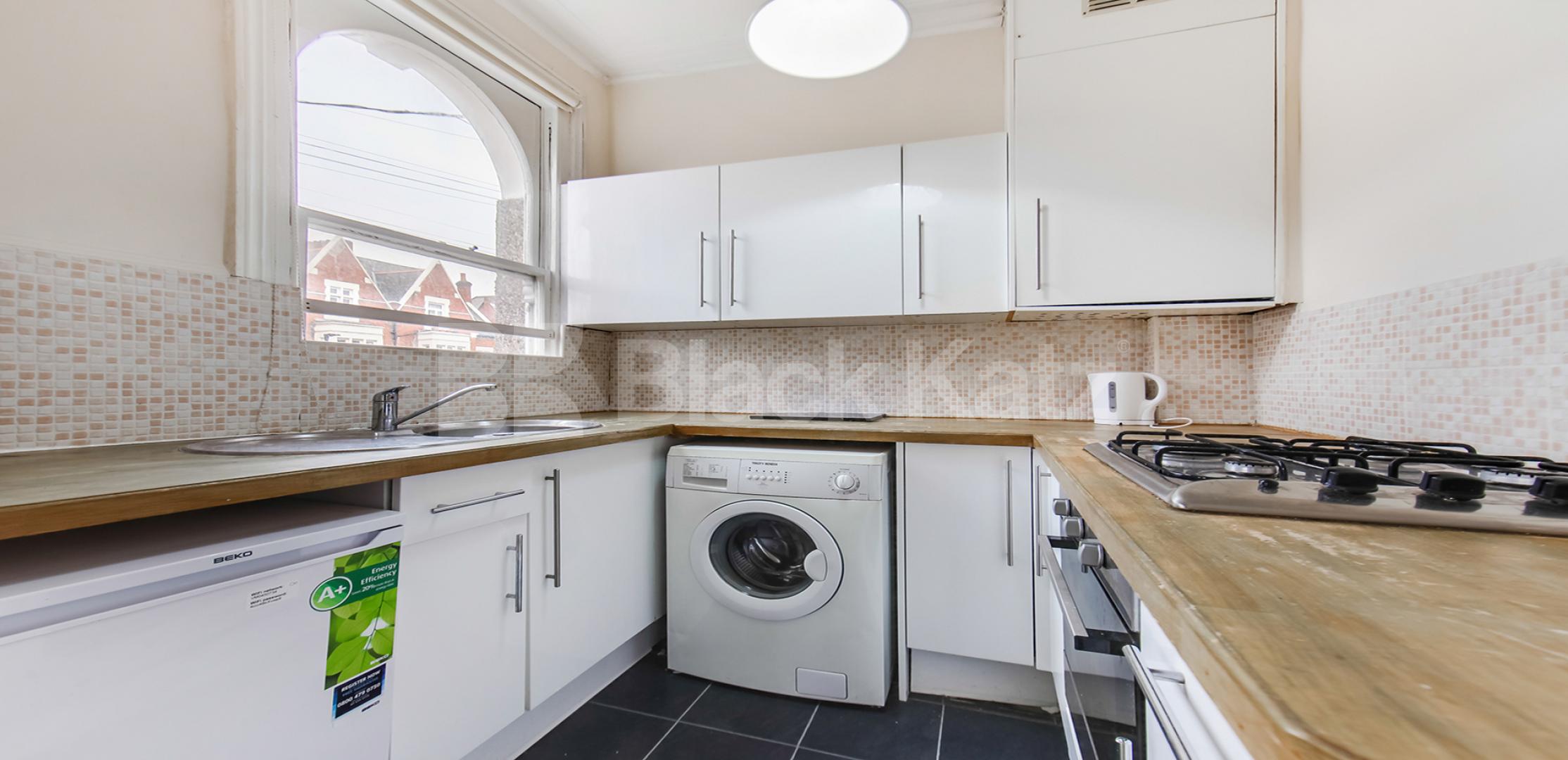 			NEW INSTRUCTION, 3 Bedroom, 1 bath, 1 reception Apartment			 Romola Road , Tulse Hill 